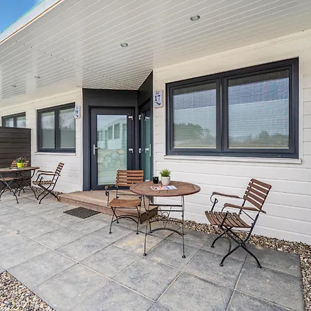 Waterfront 아파트 *