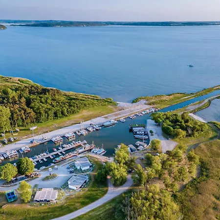 Waterfront 사가드