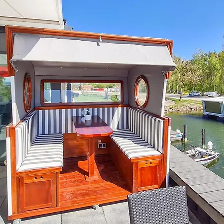 Apartment Waterfront Sagard